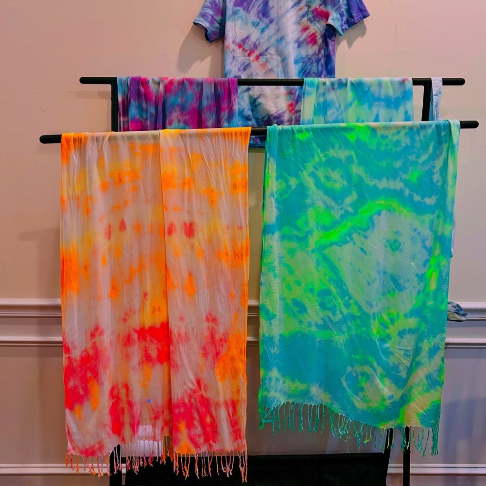 Colorful Tie-Dye Scarf Set